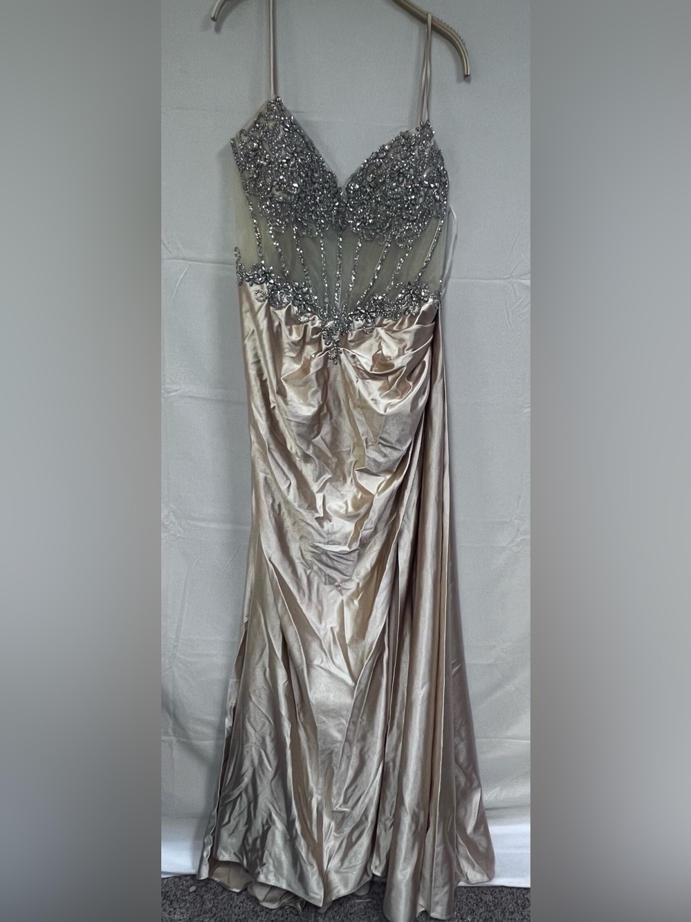 NEW Womens formal dress size:16